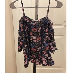 American Eagle Open Shoulder Floral Top 🌸